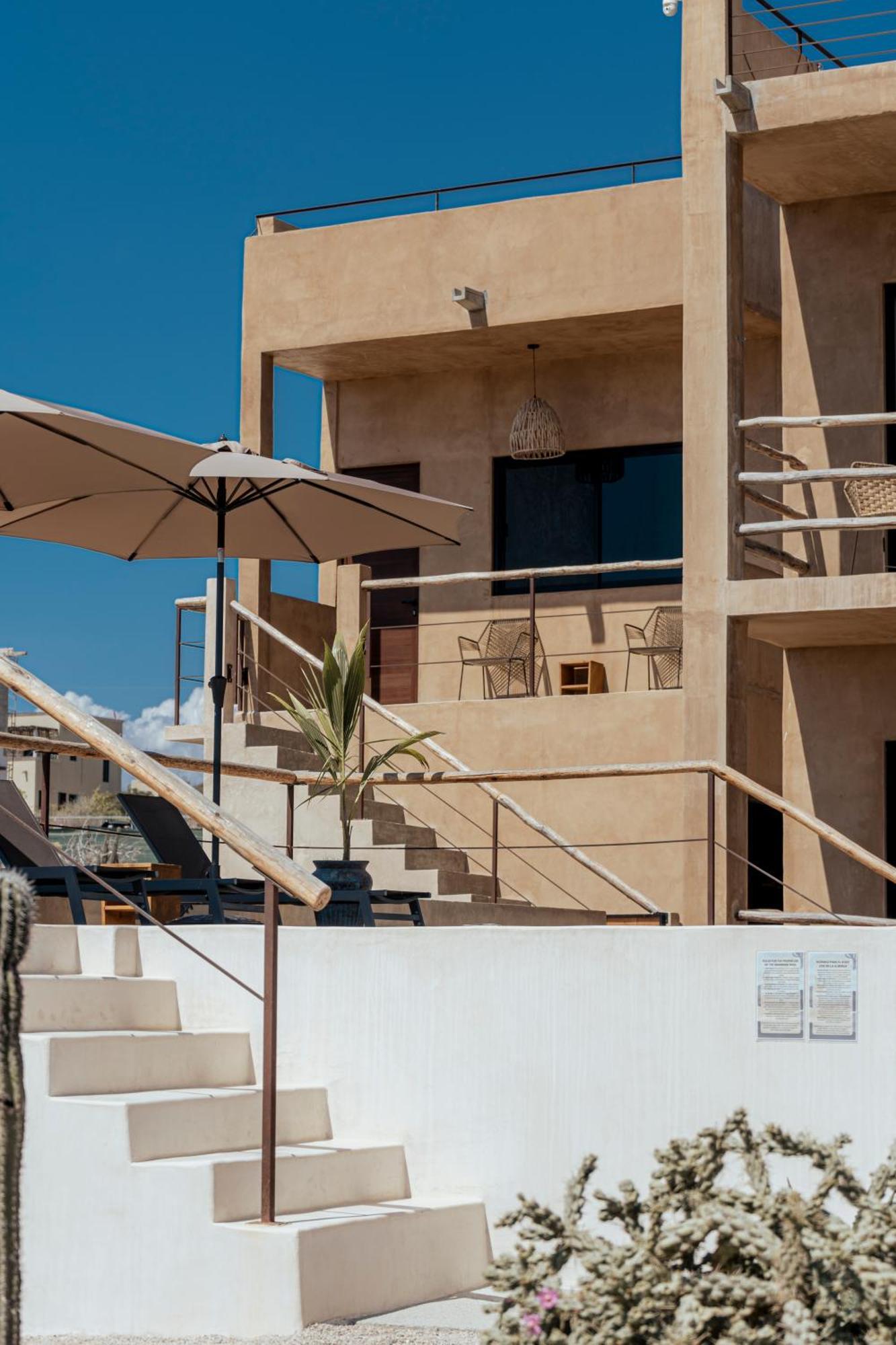 Baja Temple Hotel Todos Santos Exterior photo